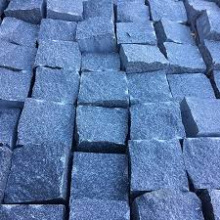 Брусчатка Габбро колотая 100*100*50