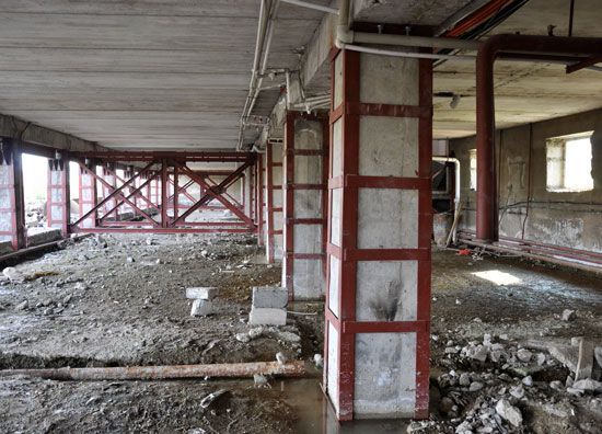 Восстановление, усиление монолитных конструкций