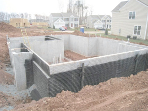 Устройство гидроизоляции и утепления цокольного этажа