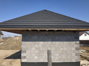 Монтаж гибкой кровли