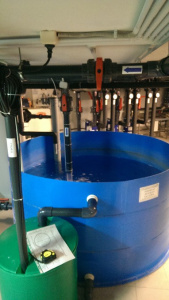 Монтаж сборных либо переливных емкостей