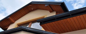 Зашивка кровельных свесов