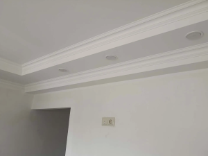 Монтаж багетов напольных, потолочных, стеновых